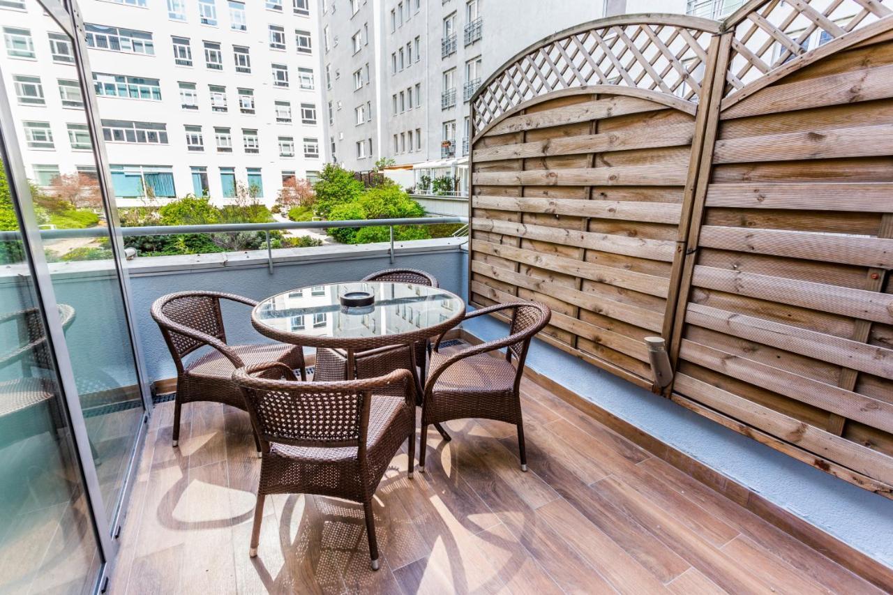 Jessapart- Babka Tower Apartment Varsó Kültér fotó